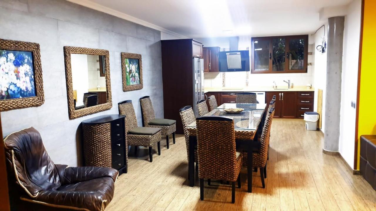 Casa Roque Aguayro Villa อากวีเมส ภายนอก รูปภาพ